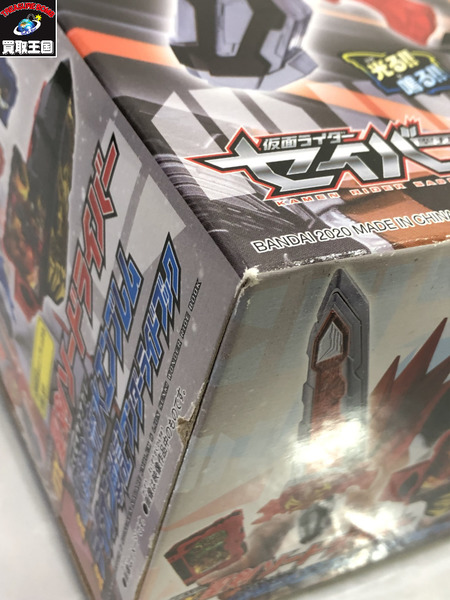 メーカー 仮面ライダー変身アイテム DX聖剣ソードライバー＆水勢剣流水エンブレム&ライオン戦記