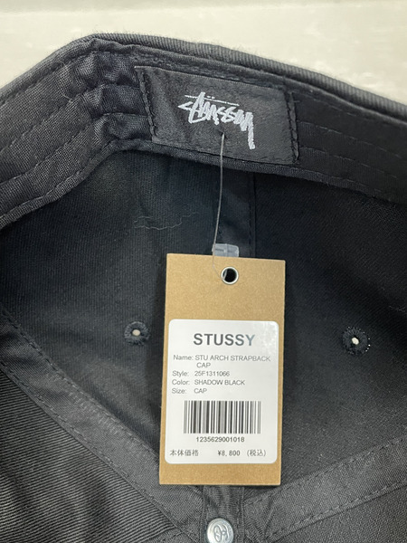STUSSY STU ARCH STRAPBACK CAP BLACK 25F1311066