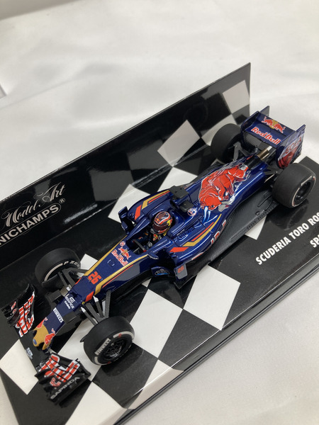 MINICHAMPS 1/43 スクーデリア トロ ロッソ フェラーリ STR11