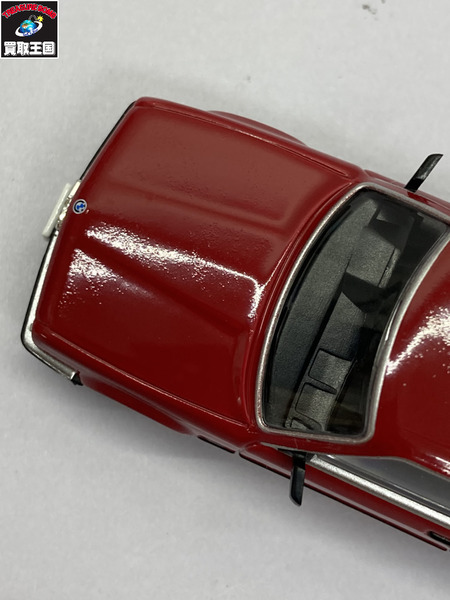 TLV-N BMW 318i レッド  1/64