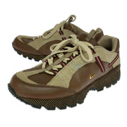 NIKE スニーカー ×Jacquemus Women's Air Humara LX 茶 27