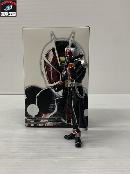 S.H.Figuarts(真骨彫製法) 仮面ライダーウィザード フレイムスタイル