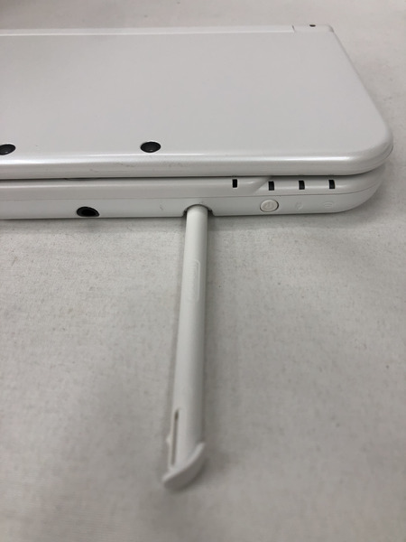 newニンテンドー3DS LL　パールホワイト 本体のみ