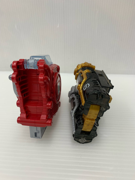 仮面ライダービルド DXフルフルラビットタンクボトル＆ハザードトリガーセット[値下]