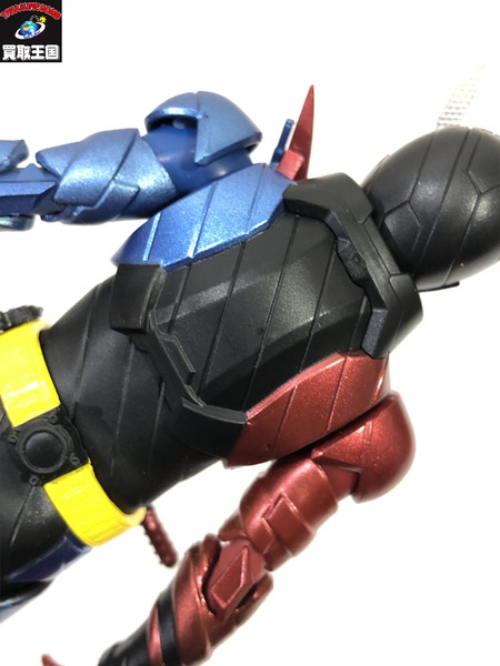 S.H.フィギュアーツ 仮面ライダービルド ラビットタンクフォーム 20Kamen Rider Kicks