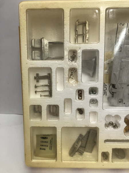 1/43スケールカー JAGUAR　XK120　キット　パーツ