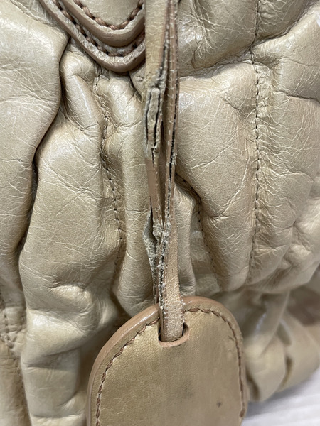 Miu Miu マテラッセ レザーハンドバッグ ベージュ