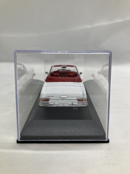 8：MINICHAMPS  Mercedes Benz 280 SE 3.5