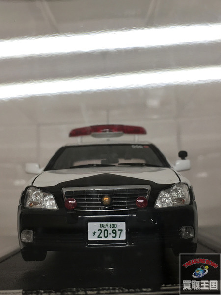 イグニッションモデル 1/43 トヨタクラウン神奈川県警 高速道路交通警察隊556号