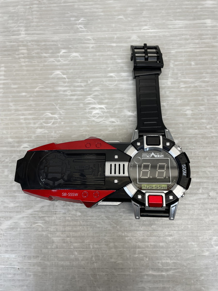 BANDAI  仮面ライダー変身アイテム CSM ファイズアクセル