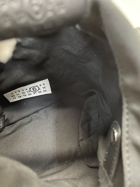 MM6 クラシッククロスボディバッグ ブラック SB6WD0026