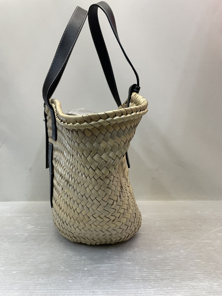 LOEWE アナグラムレザーパッチ バスケットバッグ ベージュ×ブラック