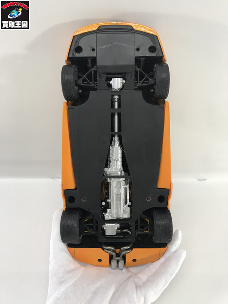 AUTOart 1/18　ランボルギーニー　ムルシエラゴ