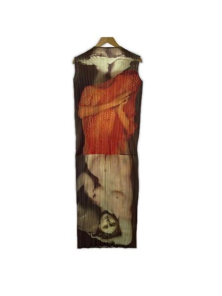 PLEATS PLEASE ノースリーブワンピース GUEST ARTIST SERIES NO1 森村泰昌 (4)