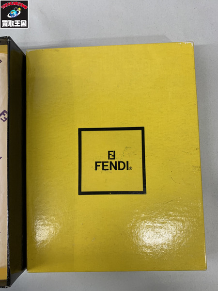 小物 FENDI ズッカ柄 手帳ケース