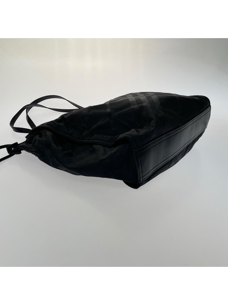 BURBERRY ナイロントートバッグ 黒