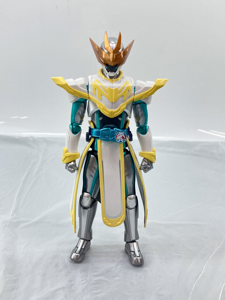 メーカー 仮面ライダーフィギュア S.H.Figuarts 仮面ライダーライブ バット/ジャッカルゲノム