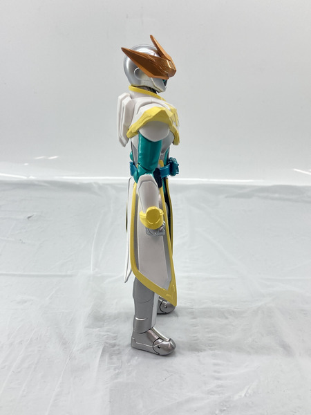 メーカー 仮面ライダーフィギュア S.H.Figuarts 仮面ライダーライブ バット/ジャッカルゲノム