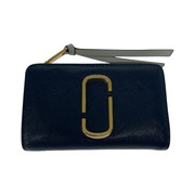 MARC JACOBS コンパクトウォレット スナップショット 二ツ折リ財布