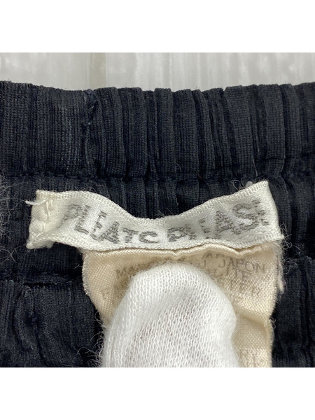 PLEATS PLEASE　パンツ[値下]