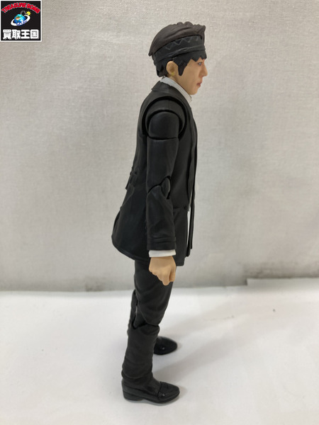 メーカー ジョジョの奇妙な冒険 S.H.Figuarts 岸辺露伴 ルーブルへ行く