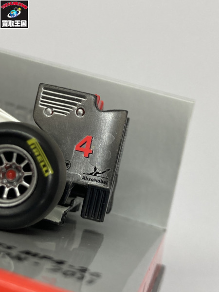 VODAFONE McLAREN 　MERCEDES　MP4-26　2011　J・バトン 特別仕様 1/43