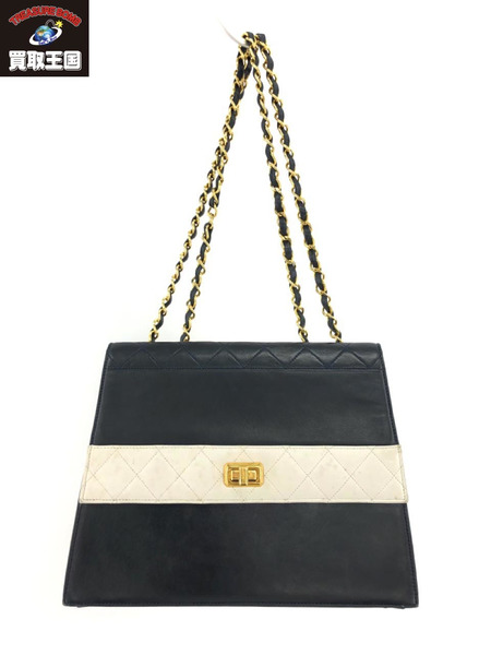 CHANEL マトラッセ バイカラー 台形 チェーンショルダーバッグ｜商品