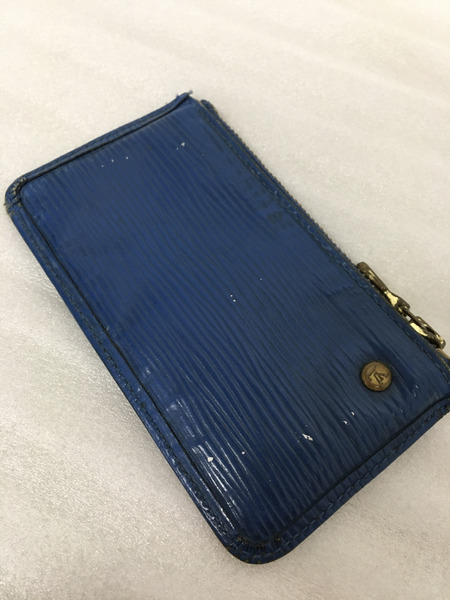 LOUIS VUITTON LV ポシェット・クレ エピ ブルー