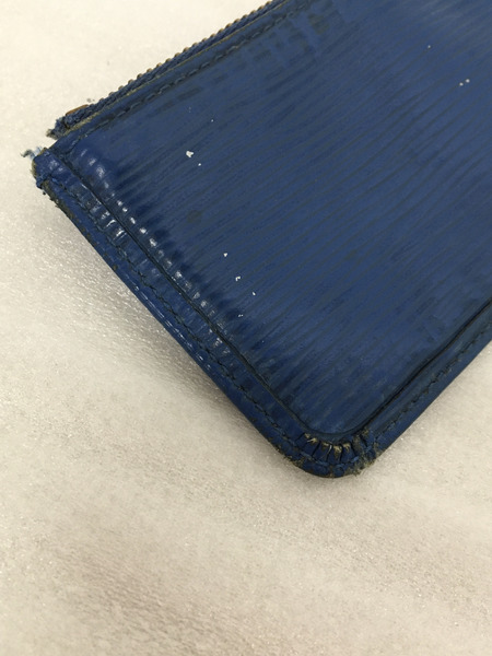 LOUIS VUITTON LV ポシェット・クレ エピ ブルー