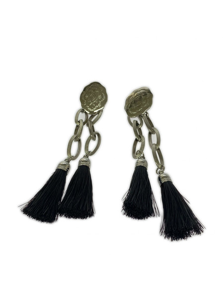 TOGA ソノ他 タッセル イヤリング