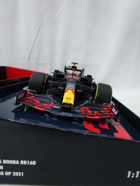 7.ミニチャンプス 1/18 レッドブルレーシング ホンダ RB16B マックス・フェルスタッペン 2021＃３３ コレクターボックス