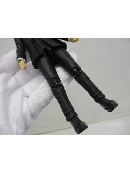 メーカー ジョジョの奇妙な冒険 S.H.Figuarts 岸辺露伴ルーヴルへ行く