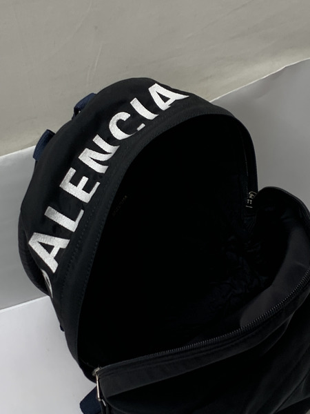 BALENCIAGA ロゴ刺繍 ナイロンバックパック BLK 565798 本体のみ ダメージあり バレンシアガ リュック リュックサック 