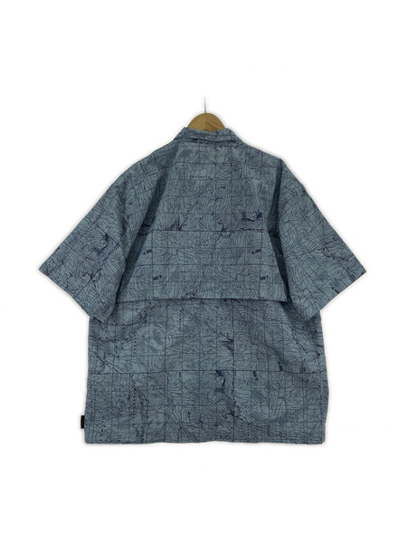 Gramicci 半袖シャツ CAMP SHIRT ナイロン 総柄 青 (XL)