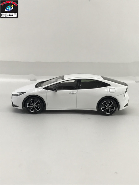 prius スーパーホワイトII