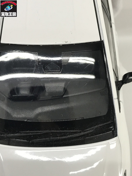 prius スーパーホワイトII