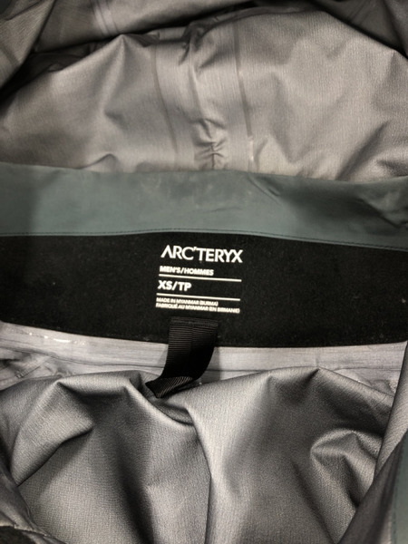 ARC'TERYX BETA AR JACKET XS