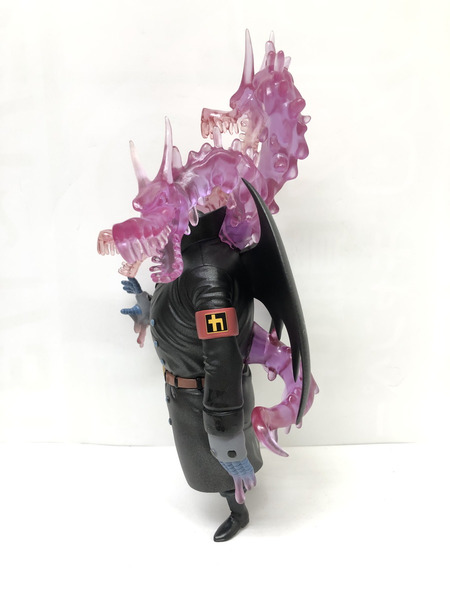 ワンピース　フィギュアーツ　マゼラン