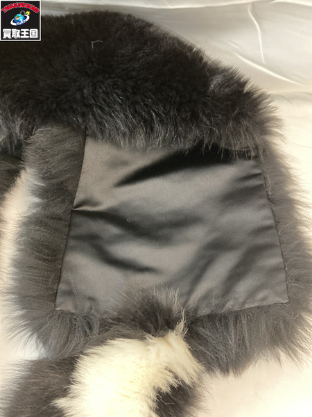 FENDI ロゴフォックスファーマフラー フェンディ ブラック