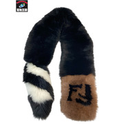 FENDI ロゴフォックスファーマフラー フェンディ ブラック