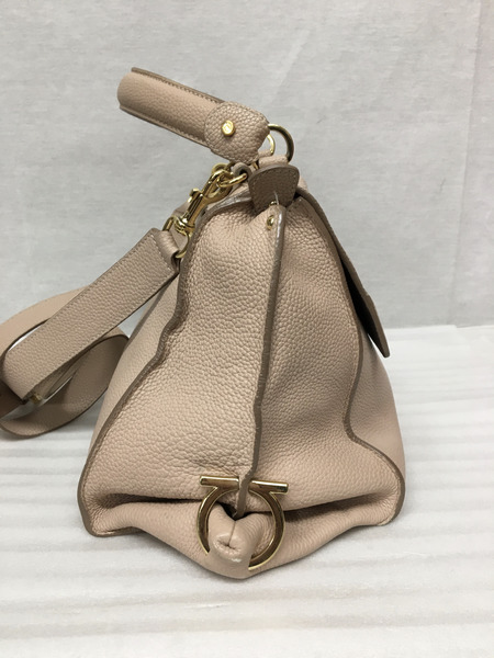 S.Ferragamo Sofia Medium Beige Leather