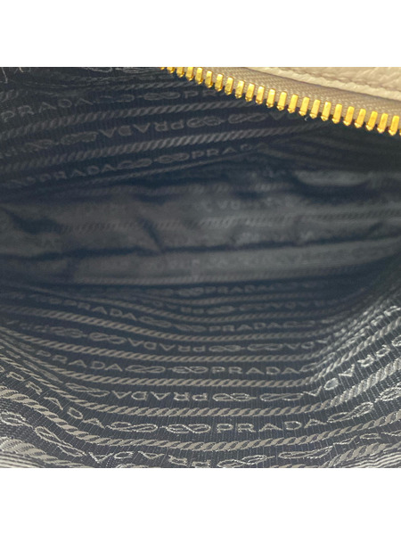 ショルダーバッグ プラダ ショルダーバッグ グレー[値下]