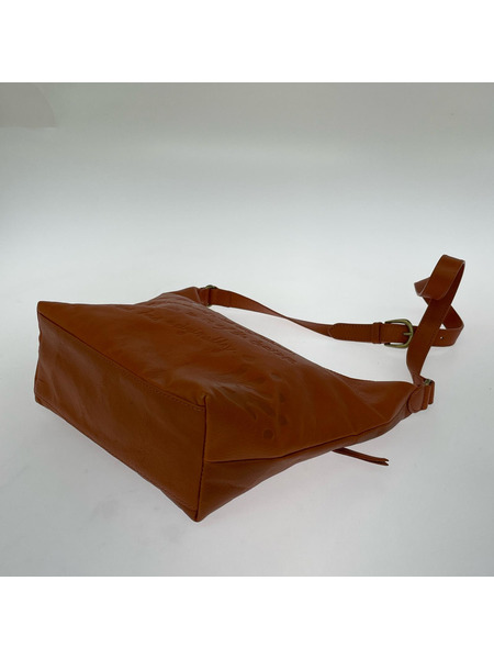 Dakota ショルダーバッグ 型押シ ブラウン