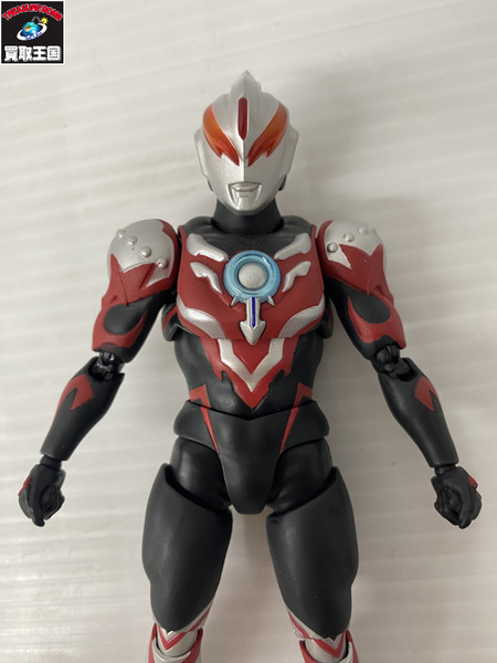 S.H.Figuarts ウルトラマンオーブ サンダーブレスター