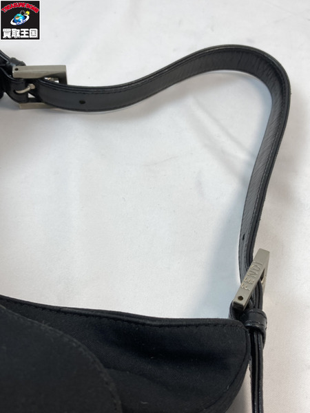 FENDI フェンディ マンマバケット ブラック 黒 ハンドバック