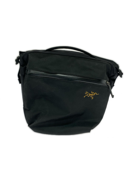 ARC'TERYX ショルダーバッグ Arro8 BLACK