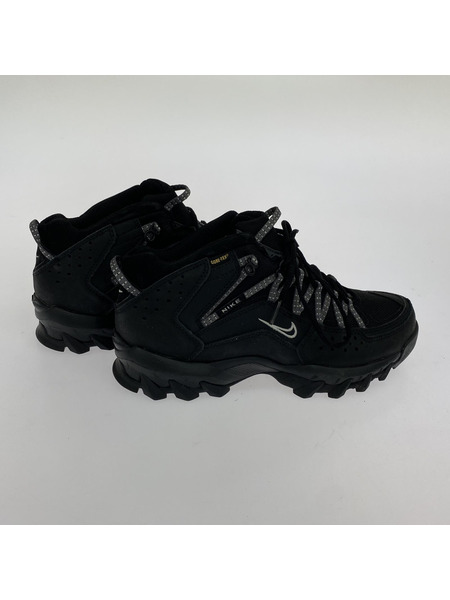 NIKE ACG トレッキングシューズ 25.5cm