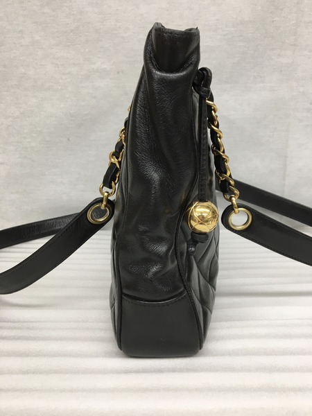 CHANEL　マトラッセ スクエア チェーンバッグ 黒