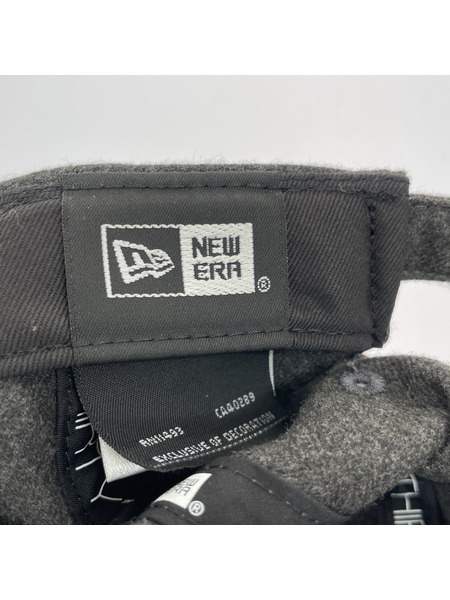 WHITE MOUNTAINEERING×NEW ERA キャップ グレー