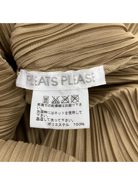 PLEATS PLEASE ワンピース　ベージュ